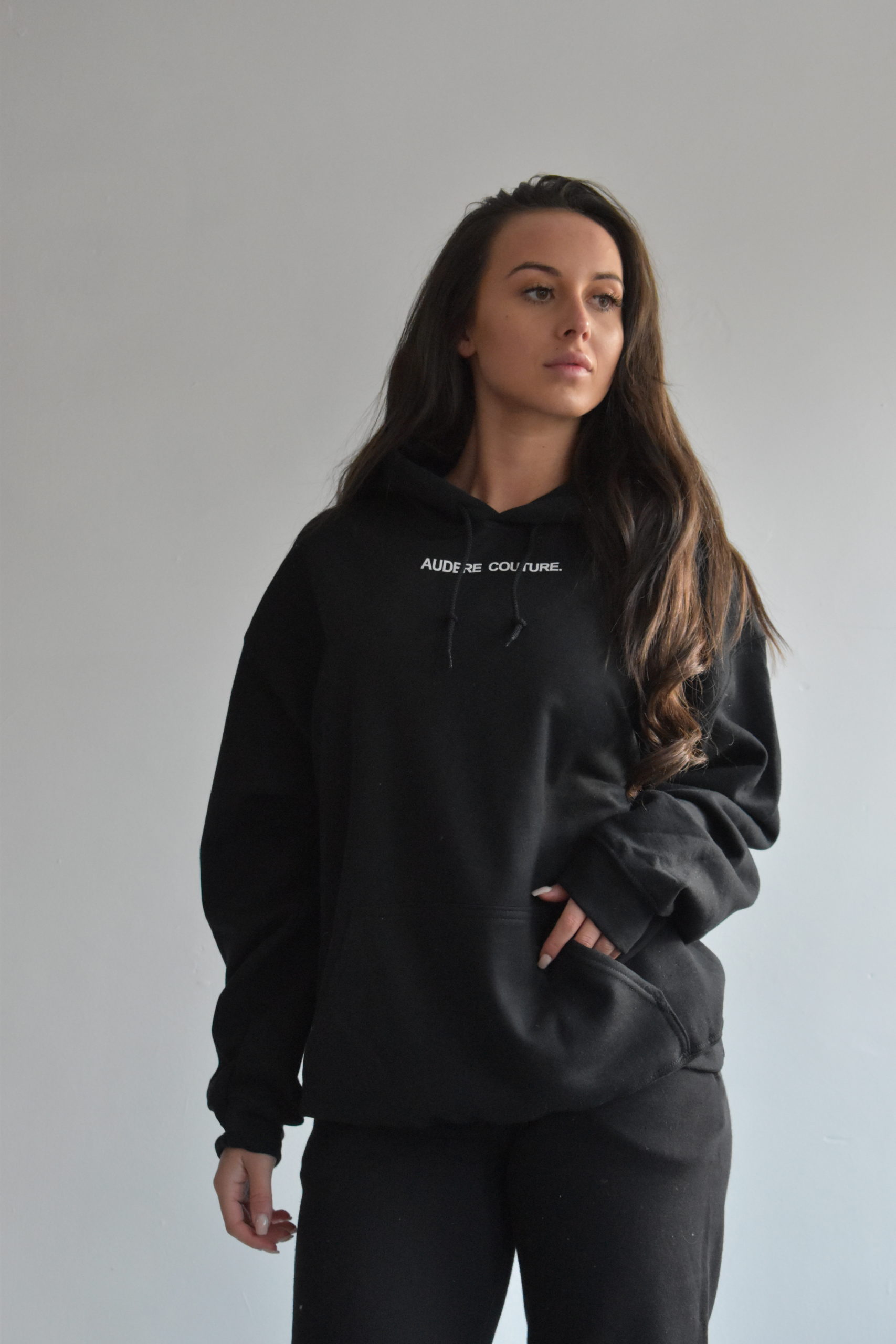 Black Oversized Hood With White Text Logo – Audere Couture